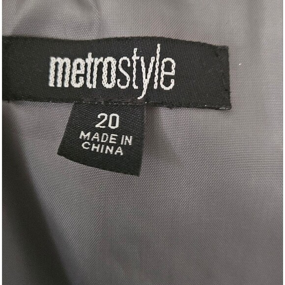 Metro Style Genuine Leather Women's Grey Jacket EUC 20/US Large - Picture 2 of 10